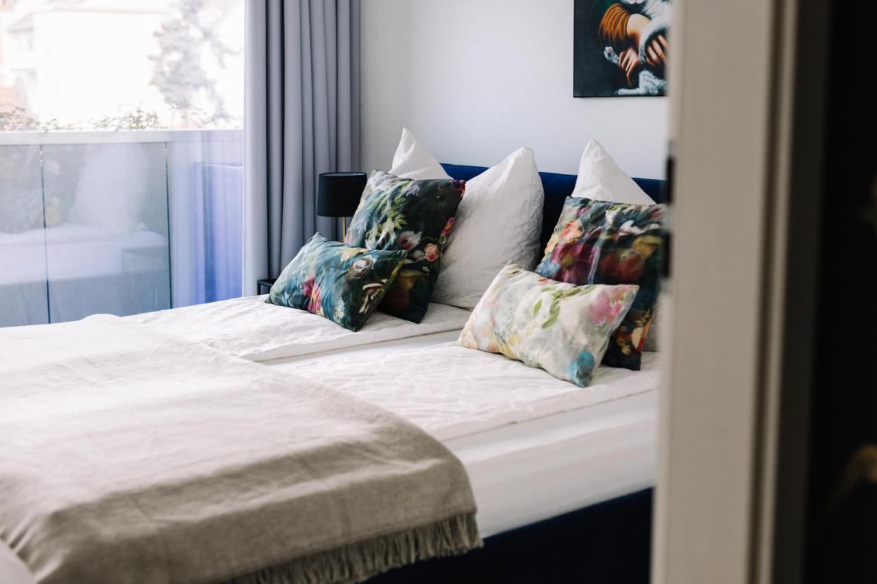 Design Apartman - Free Parking Сегед Экстерьер фото