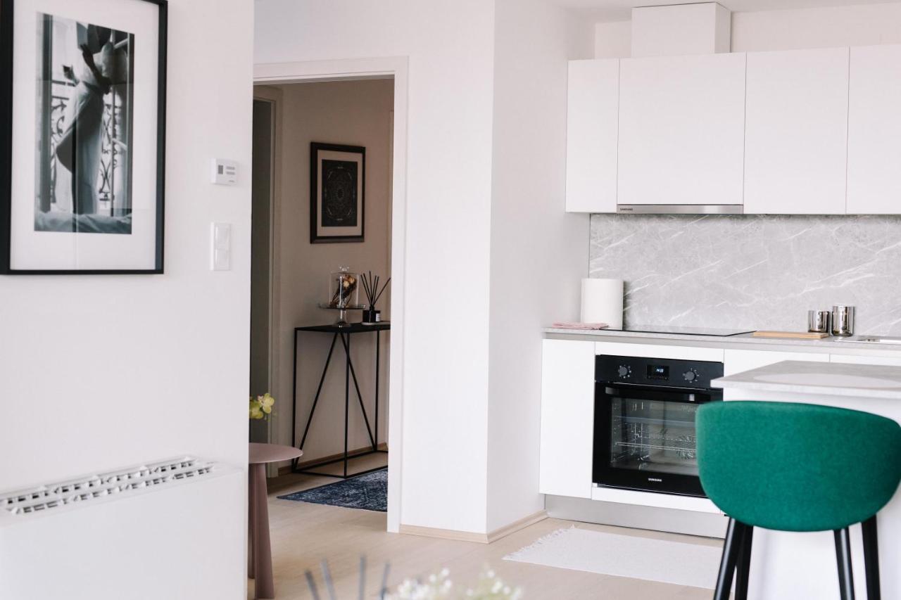 Design Apartman - Free Parking Сегед Экстерьер фото